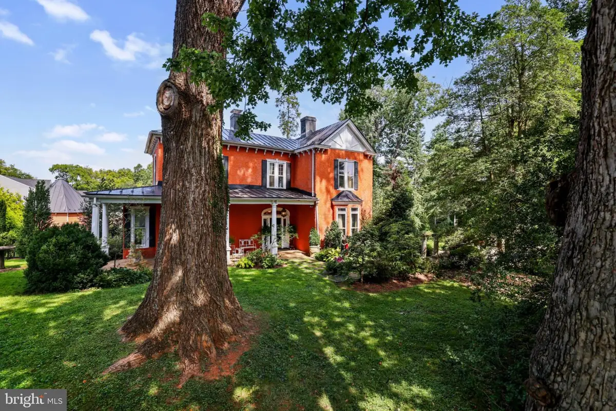 330 Alexandria Pike, Warrenton, VA 20186 - #1