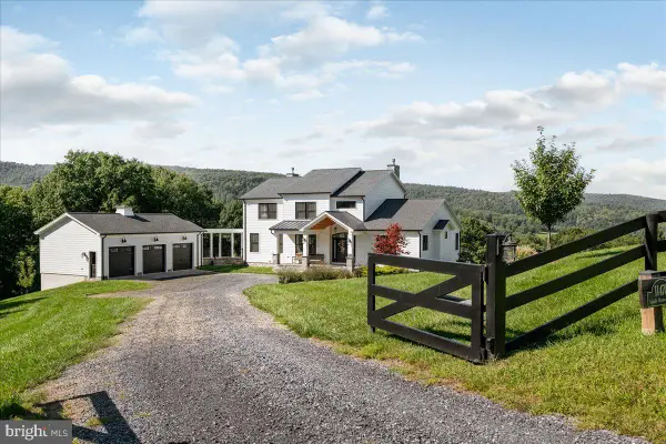 11470 Apple Manor Rd, MARKHAM, VA 22643