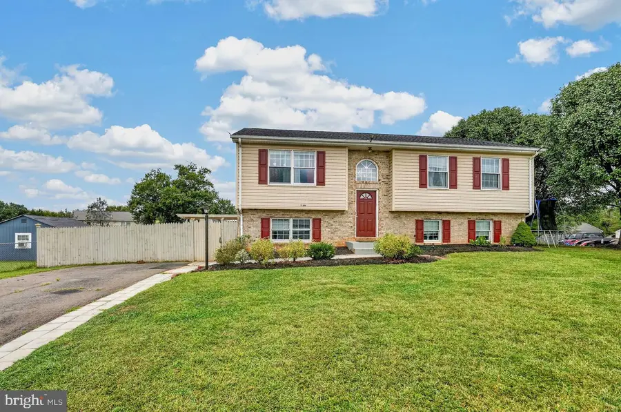 11680 Fort Union Dr, Remington, VA 22734 - #2