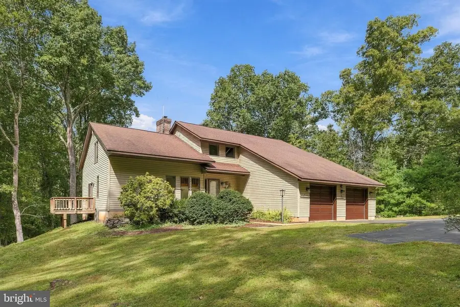 8423 Lock Ln, Warrenton, VA 20186 - #3