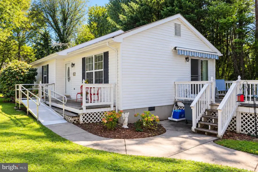 145 Moser Rd, Warrenton, VA 20186 - #3