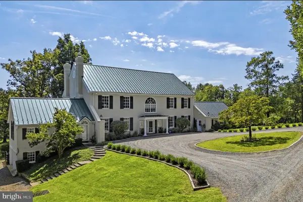 1663 Hatchers Mill Rd, MIDDLEBURG, VA 20117