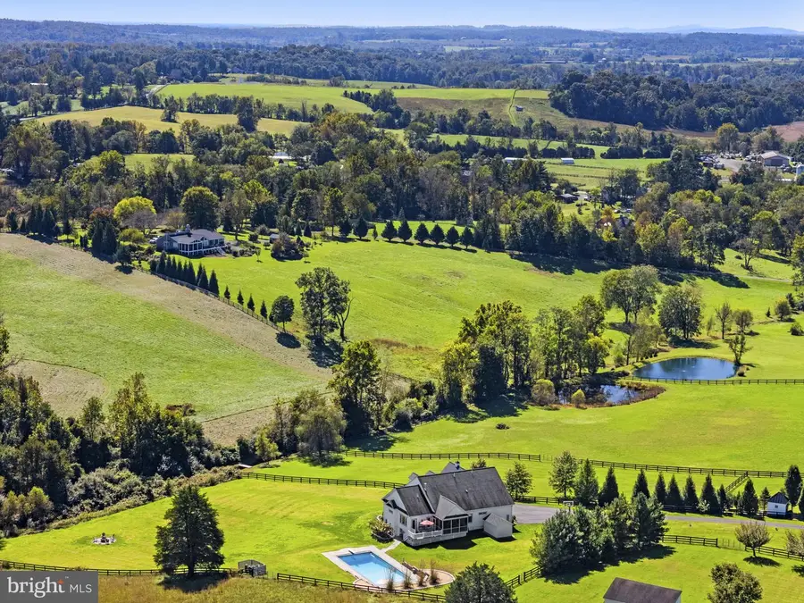 9593 Springs Rd, Warrenton, VA 20186 - #2