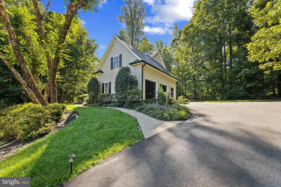 5349 Christa Ct, Warrenton, VA 20187 - #3