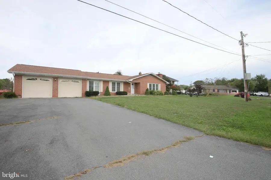 121 Harmon Pl, Stephens City, VA 22655 - Image #3
