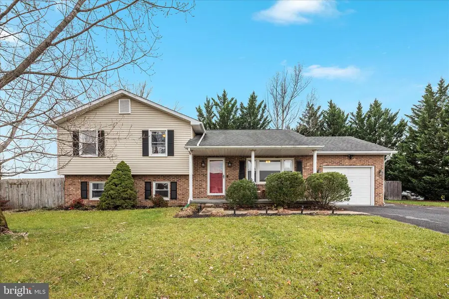 305 Bluebird Drive, Stephens City, VA 22655 - Image #2