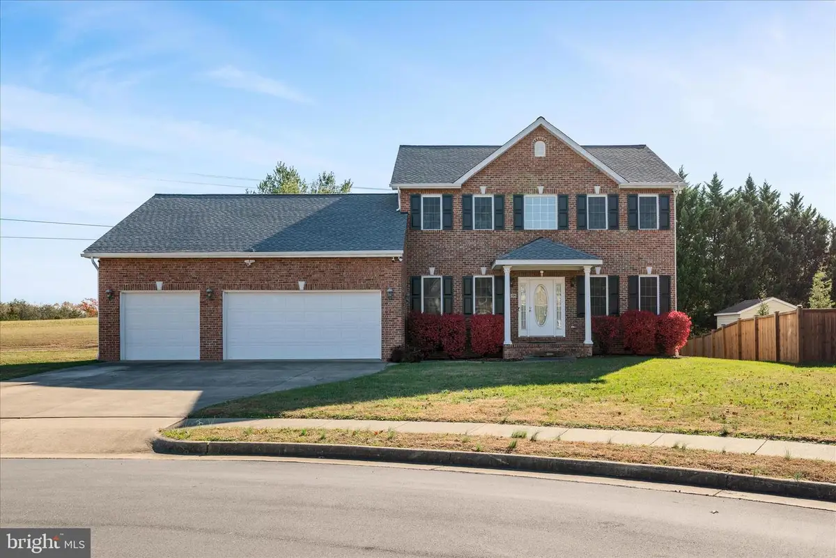 106 Plum Ct, Stephens City, VA 22655 - Image #1