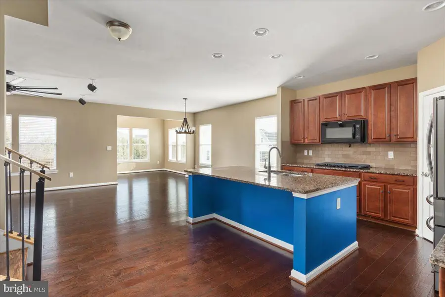 112 Norwich Ct, Stephens City, VA 22655 - Image #3