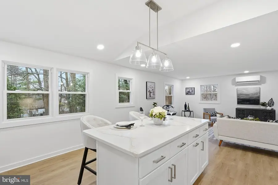 166 Graywolf Trl, Winchester, VA 22602 - Image #3