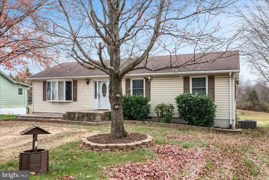 163 Denny Ln, Winchester, VA 22603 - Image #2