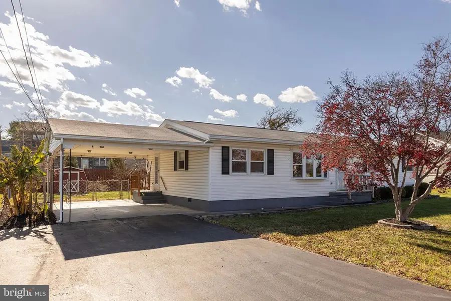 126 Plainfield Dr, Winchester, VA 22602 - Image #2