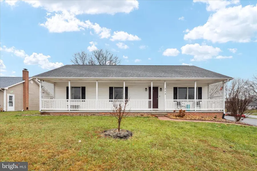 213 Tanager Dr, Stephens City, VA 22655 - Image #2