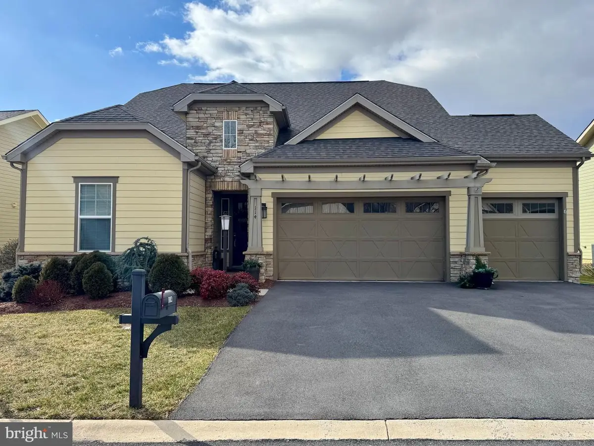 114 Turnstone Ln, Opequon, VA 22630 - Image #1