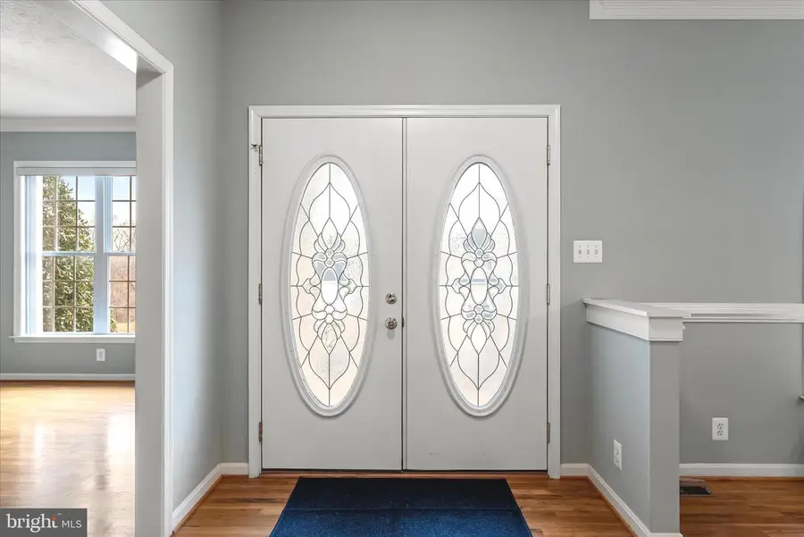 327 Clydesdale Dr, Stephens City, VA 22655 - Image #2