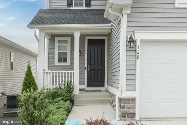 128 Raven Oaks Dr, WINCHESTER, VA 22602