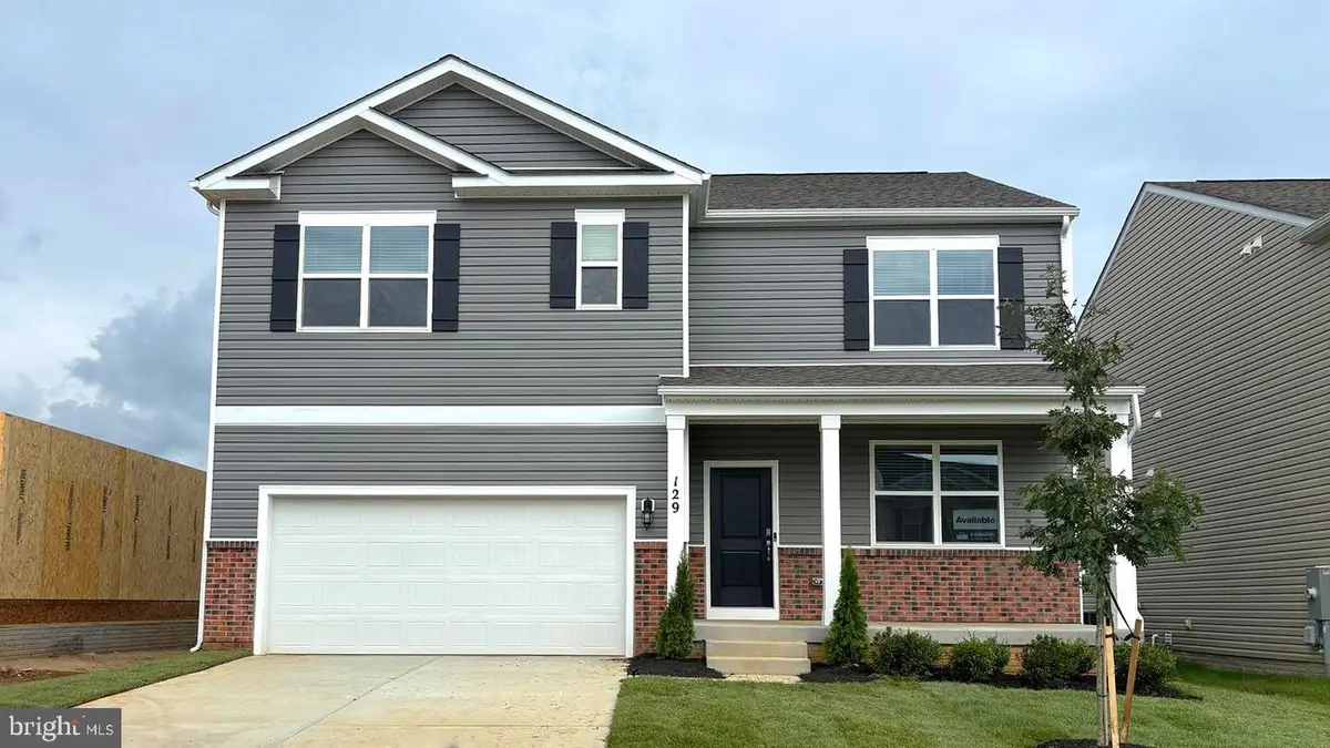 137 Woodford Dr, Stephens City, VA 22655 - Image #1