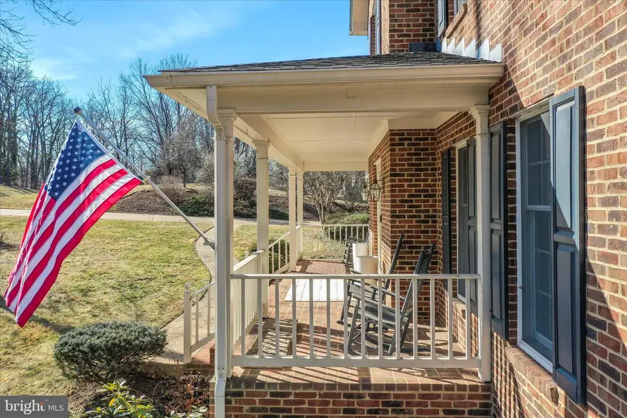 247 Mcguire Rd, Winchester, VA 22603 - Image #2