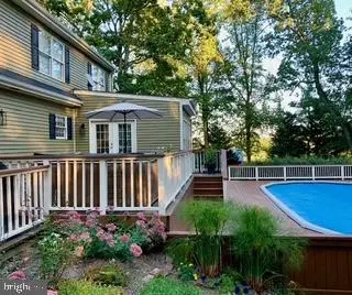 227 Dutch Apple Dr, Winchester, VA 22602 - Image #2