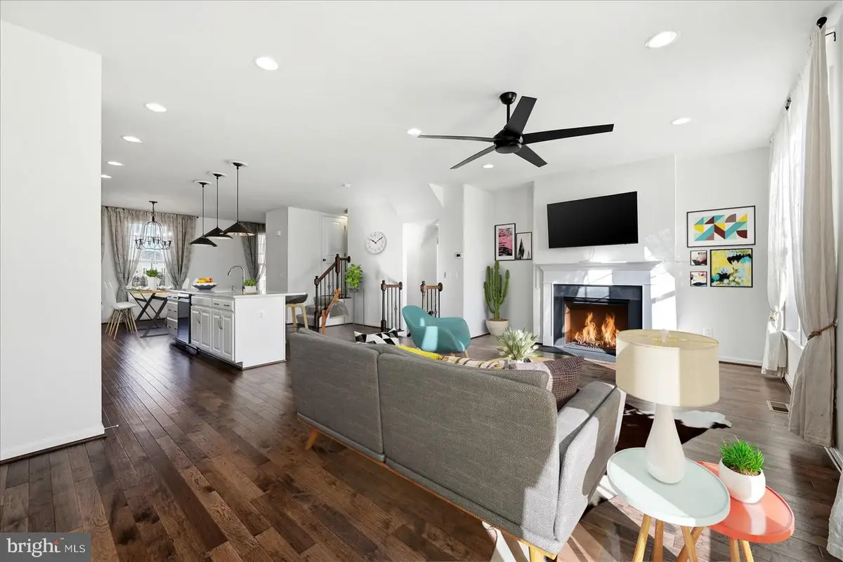 156 Solara Dr, Winchester, VA 22602 - Image #1