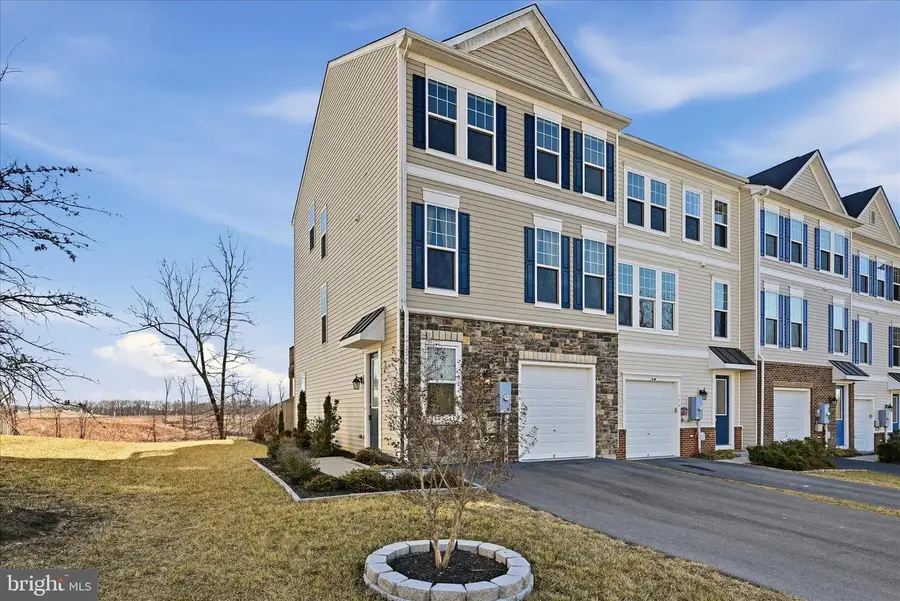 156 Solara Dr, Winchester, VA 22602 - Image #3