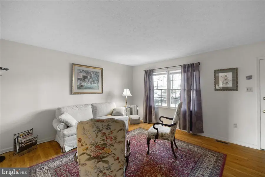 611 Tudor Dr, Winchester, VA 22603 - Image #3