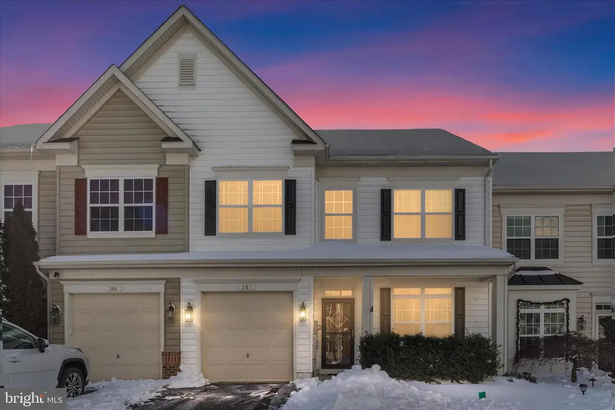 207 Kintyre Ln, Stephens City, VA 22655 - Image #1