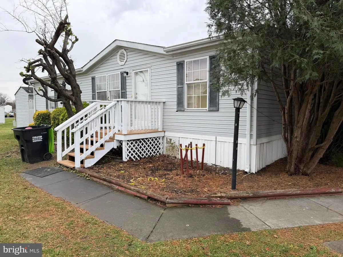 107 Smith Dr, Winchester, VA 22603 - Image #1