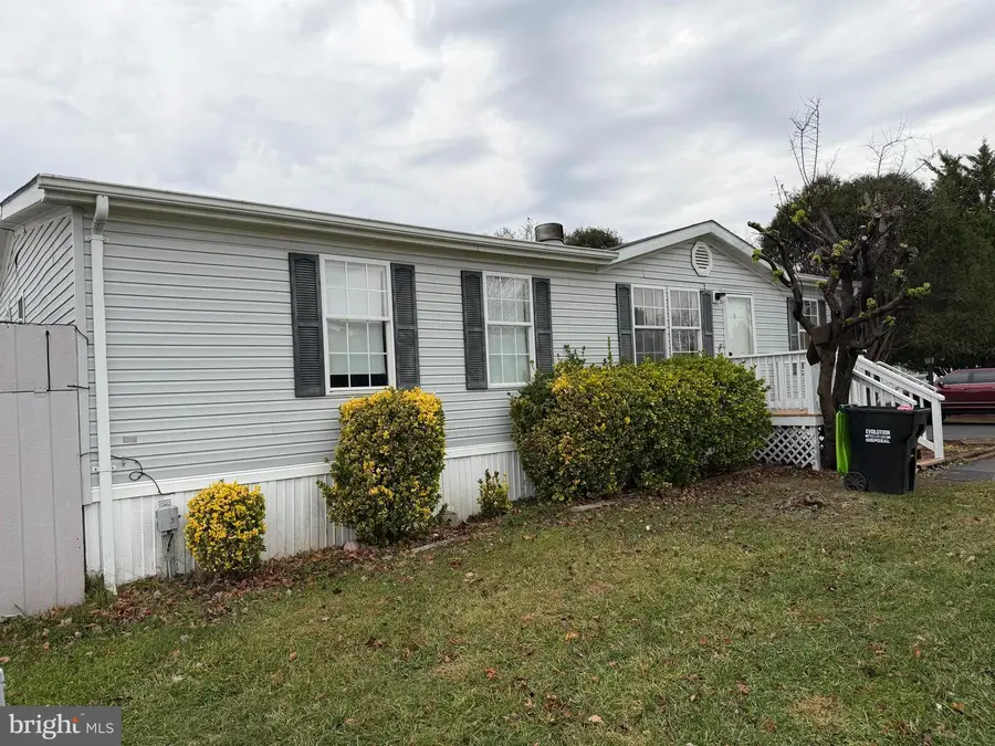 107 Smith Dr, Winchester, VA 22603 - Image #2