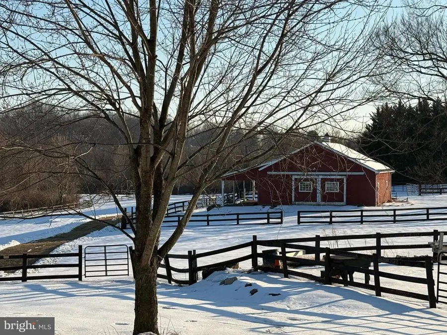 240 Glendobbin Rd, Winchester, VA 22603 - #2