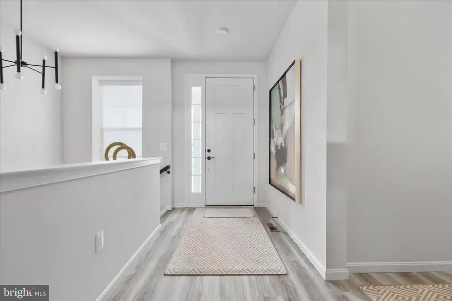 174 Williamson Rd, Winchester, VA 22602 - #2