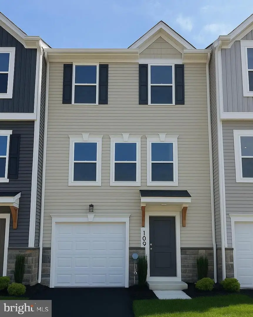 109 Boone Ct, Winchester, VA 22602 - #2