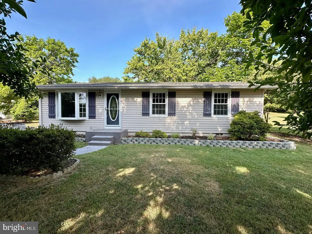 467 Ruebuck Rd, Clear Brook, VA 22624 - #1