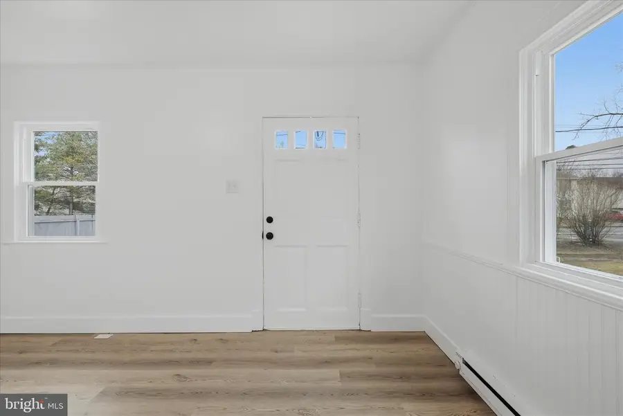 719 Smithfield Ave, Winchester, VA 22601 - #3