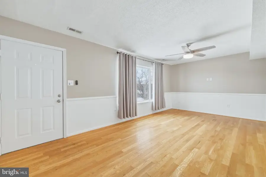 501 Emily Ln, Winchester, VA 22602 - #3