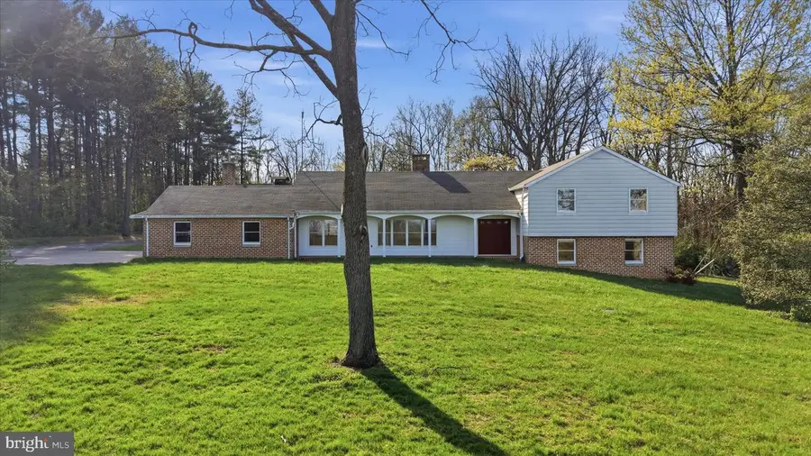 891 Payne Rd, Winchester, VA 22603 - #2