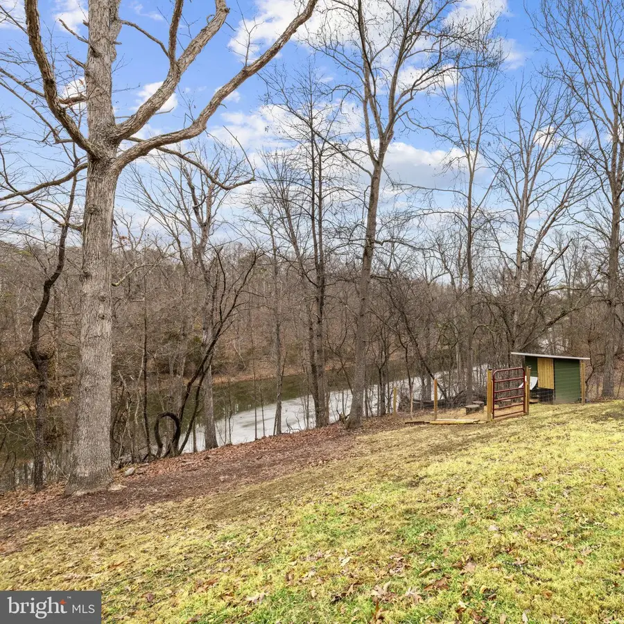 145 West St, Stephens City, VA 22655 - #2