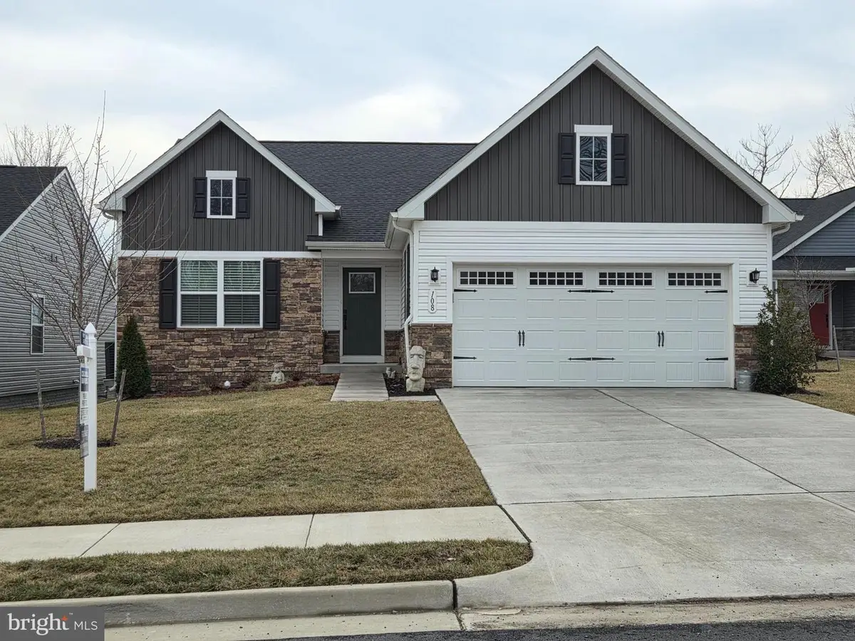 108 Buena Vista Dr, Stephens City, VA 22655 - #1