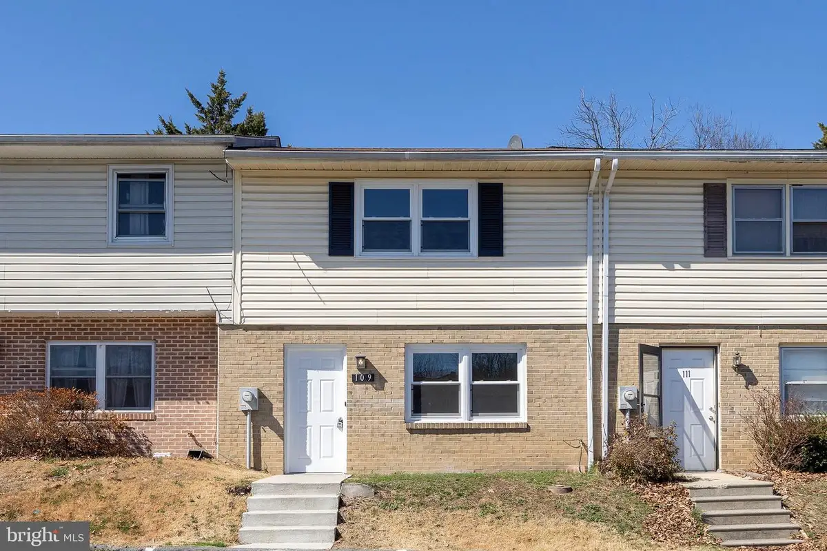 109 Ash Hollow Dr, Winchester, VA 22602 - #1