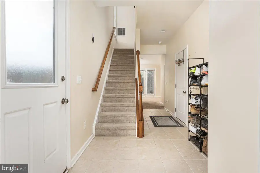 142 Sequoia Dr, Winchester, VA 22602 - #2