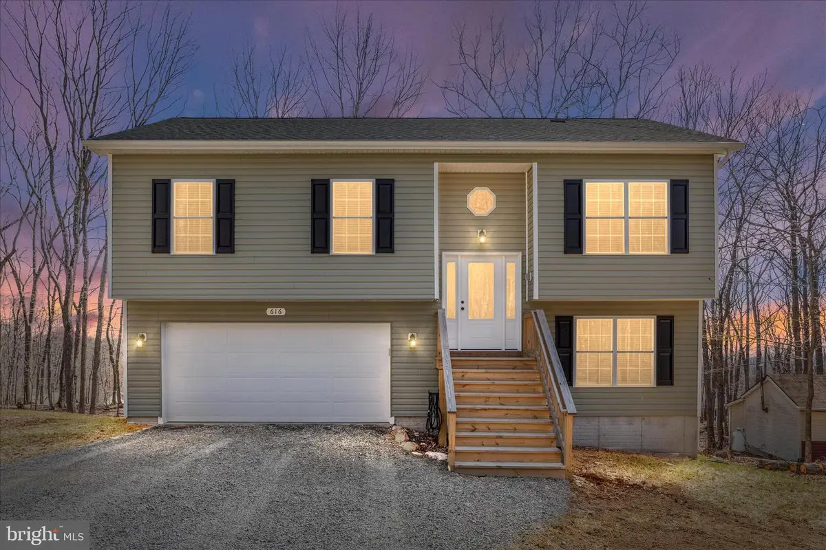 616 Cardinal Dr, Winchester, VA 22602 - #1