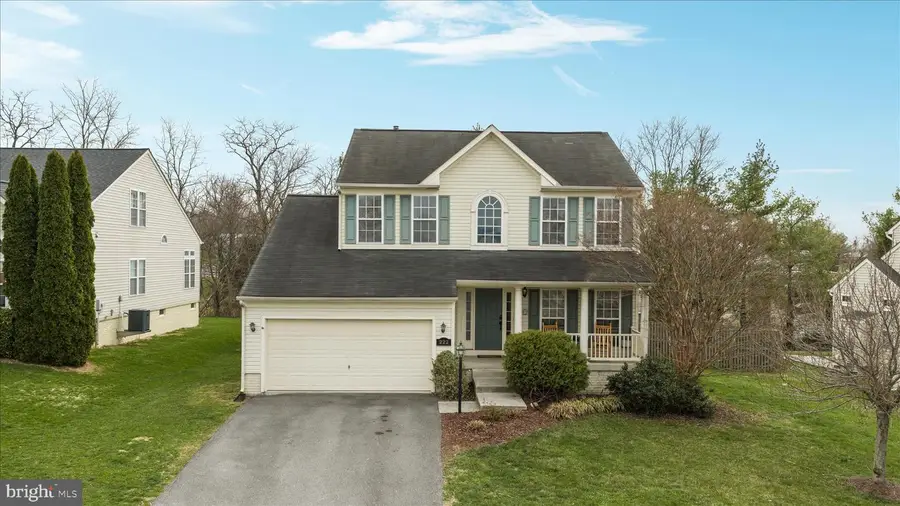 222 Stephens Run St, Stephens City, VA 22655 - #2