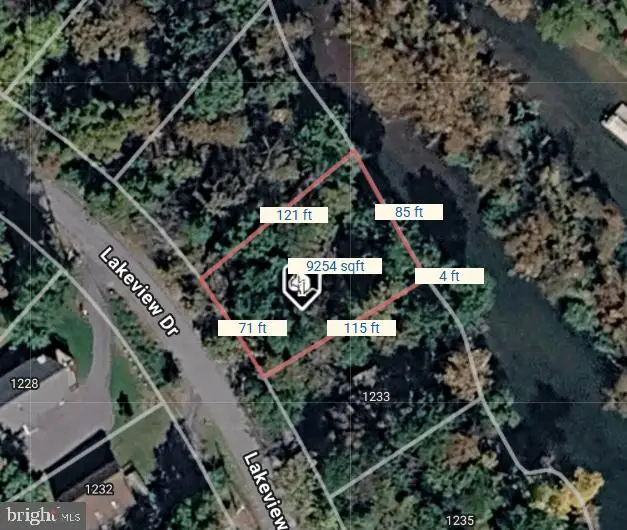 1231 Lakeview Dr, Cross Junction, VA 22625 - #1