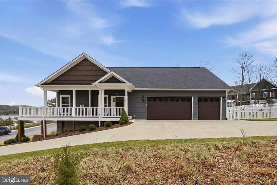 504 Sleigh Dr, Cross Junction, VA 22625 - #3