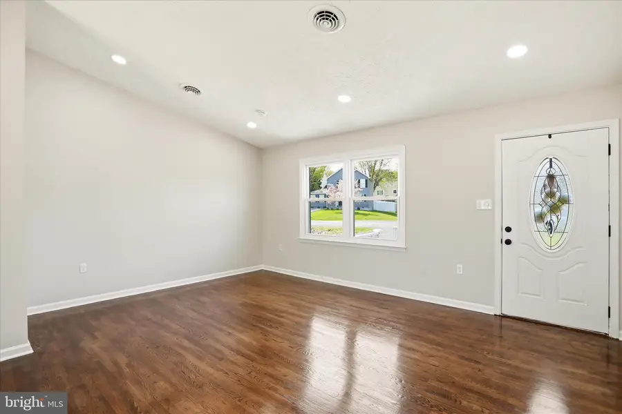 306 Tanager Dr, Stephens City, VA 22655 - #3