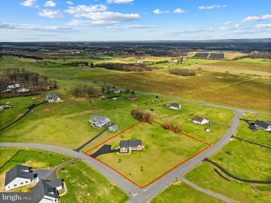 100 Pomme Cir, Stephens City, VA 22655 - #2