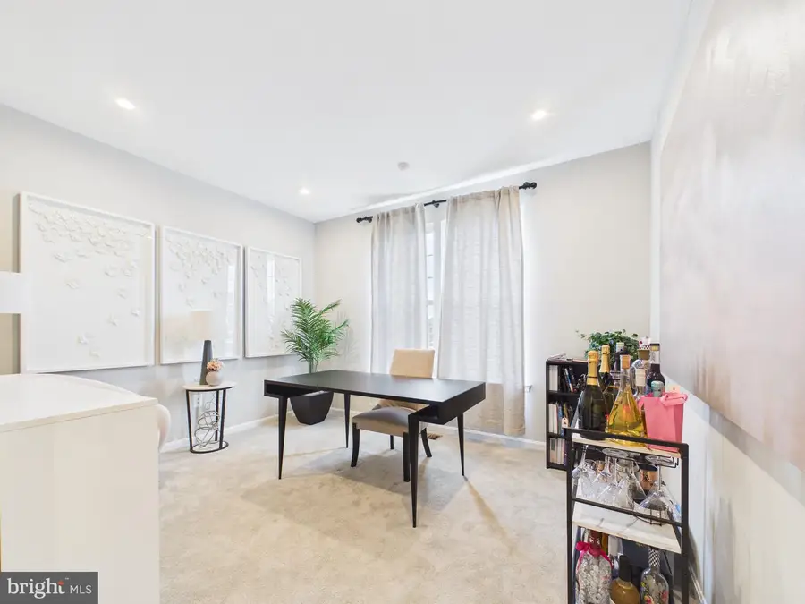 105 Lenore Ln, Winchester, VA 22602 - #2