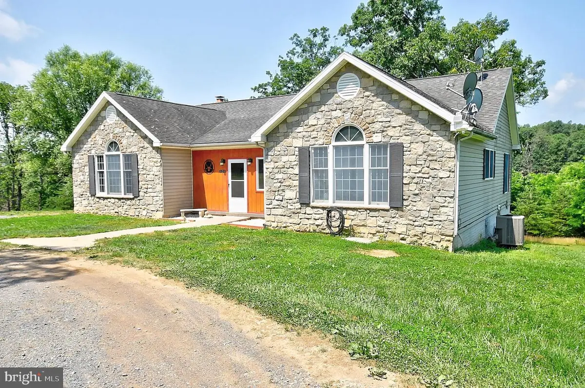 121 Sweetbriar Ln, Winchester, VA 22603 - #1