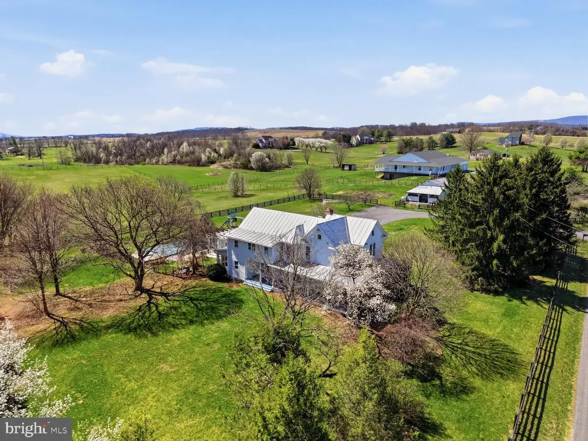 171 Laurel Grove Rd, Winchester, VA 22602 - #1