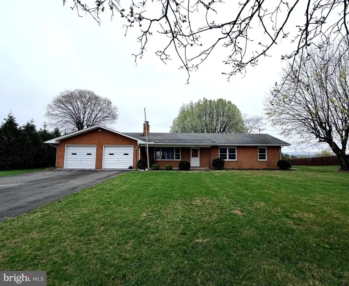 1755 N Hayfield Rd, Winchester, VA 22603 - #1
