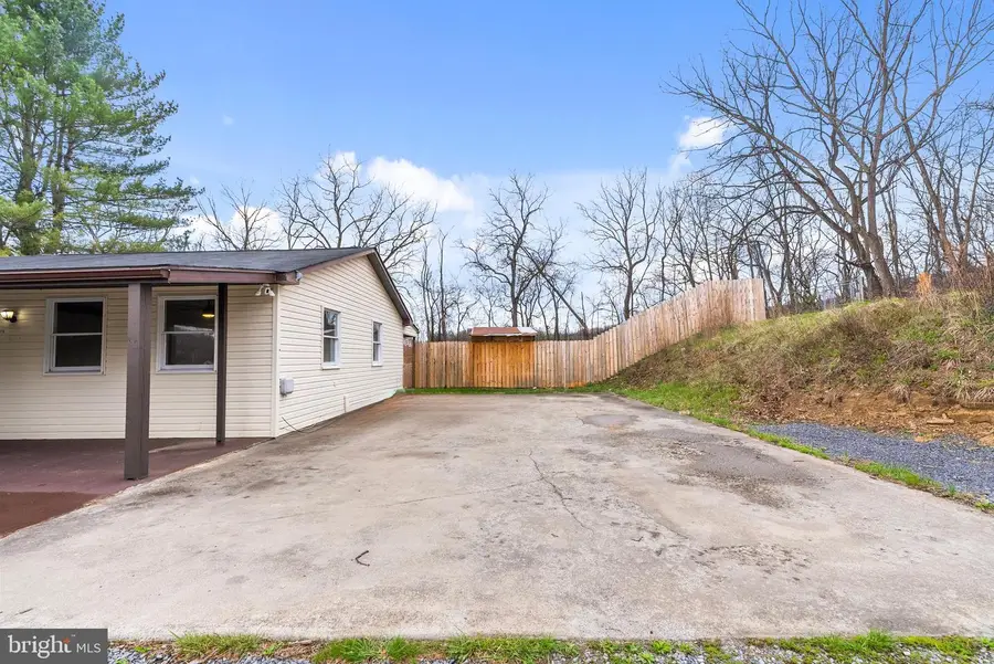 219 Potomak Trl, Winchester, VA 22602 - #3